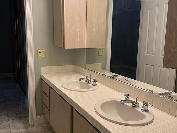 updates shared bathroom - lots of storage.