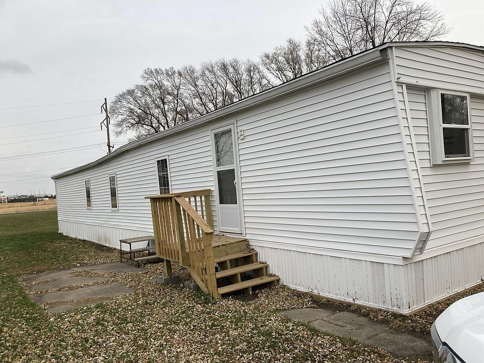 1st image of 914 Highway 30 #15
