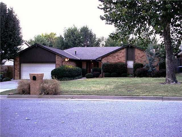 Home for Sale in Oklahoma City, Oklahoma $149,900