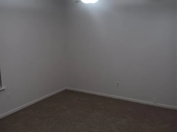 521 Ferguson St APT B1, Humble, TX 77338