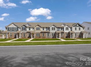 241 4th St, York, SC 29745
