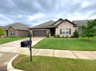 2507 W Winfield Cir SW, Huntsville, AL 35803