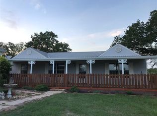 7944 Sun Belt Rd, Iola, TX 77861
