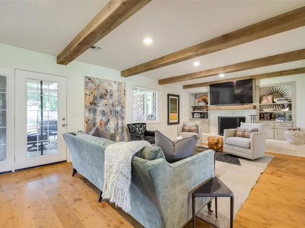 2805 Carlton Way, The Village, OK 73120