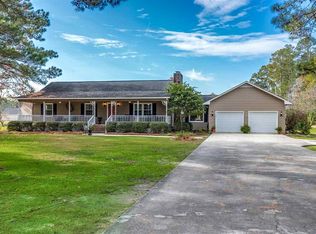 352 Carolina Dr, Loris, SC 29569