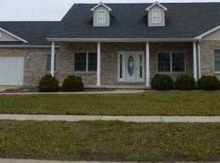 1808 Old Ivy Dr, Springfield, IL 62711