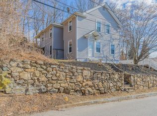 11 Sisson St, West Warwick, RI 02893