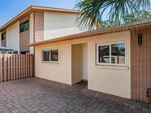 1923 Whitney Way, Clearwater, FL 33760