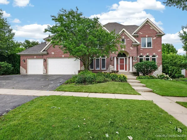 4N251 Mark Twain St, St Charles, IL 60175