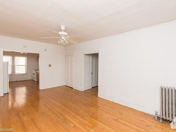 5th image of 5137 N Wolcott Ave #712