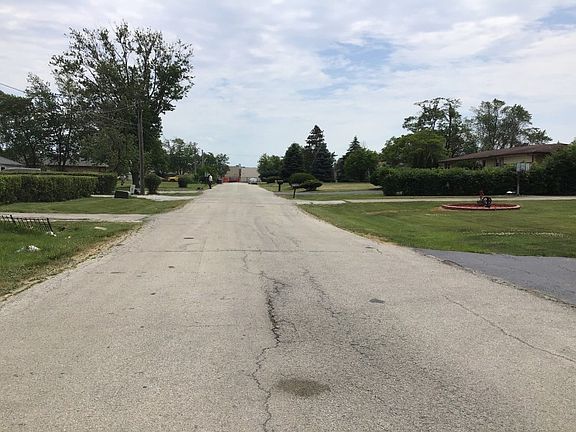 4th image of 20801 Gardner Ave