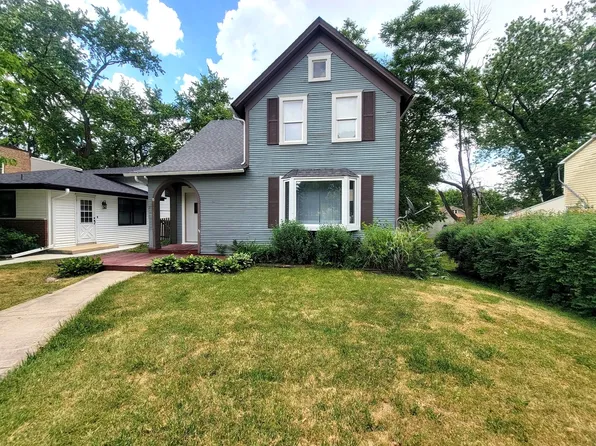 633 Reed St, Beecher, IL 60401