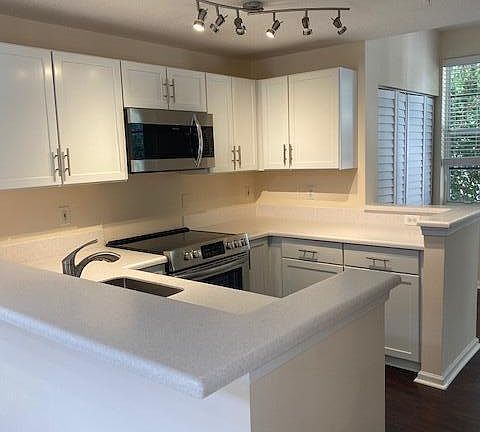 2nd image of 4739 Chancellor Dr APT 20