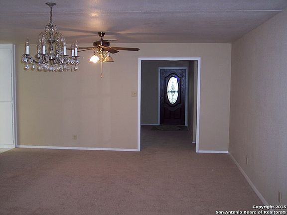 5th image of 302 W Lindbergh Blvd