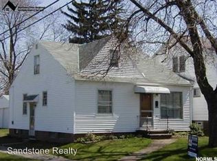 5101 Joseph St, Maple Heights, OH 44137