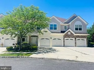 45 Tudor Ct — Photo 1