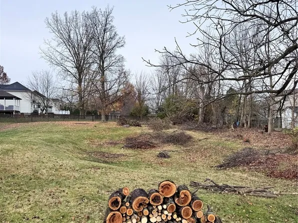 4580 Grafton Rd, Brunswick, OH 44212