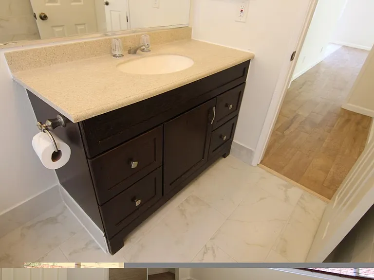 2651 E Wall St #4 — Photo 22
