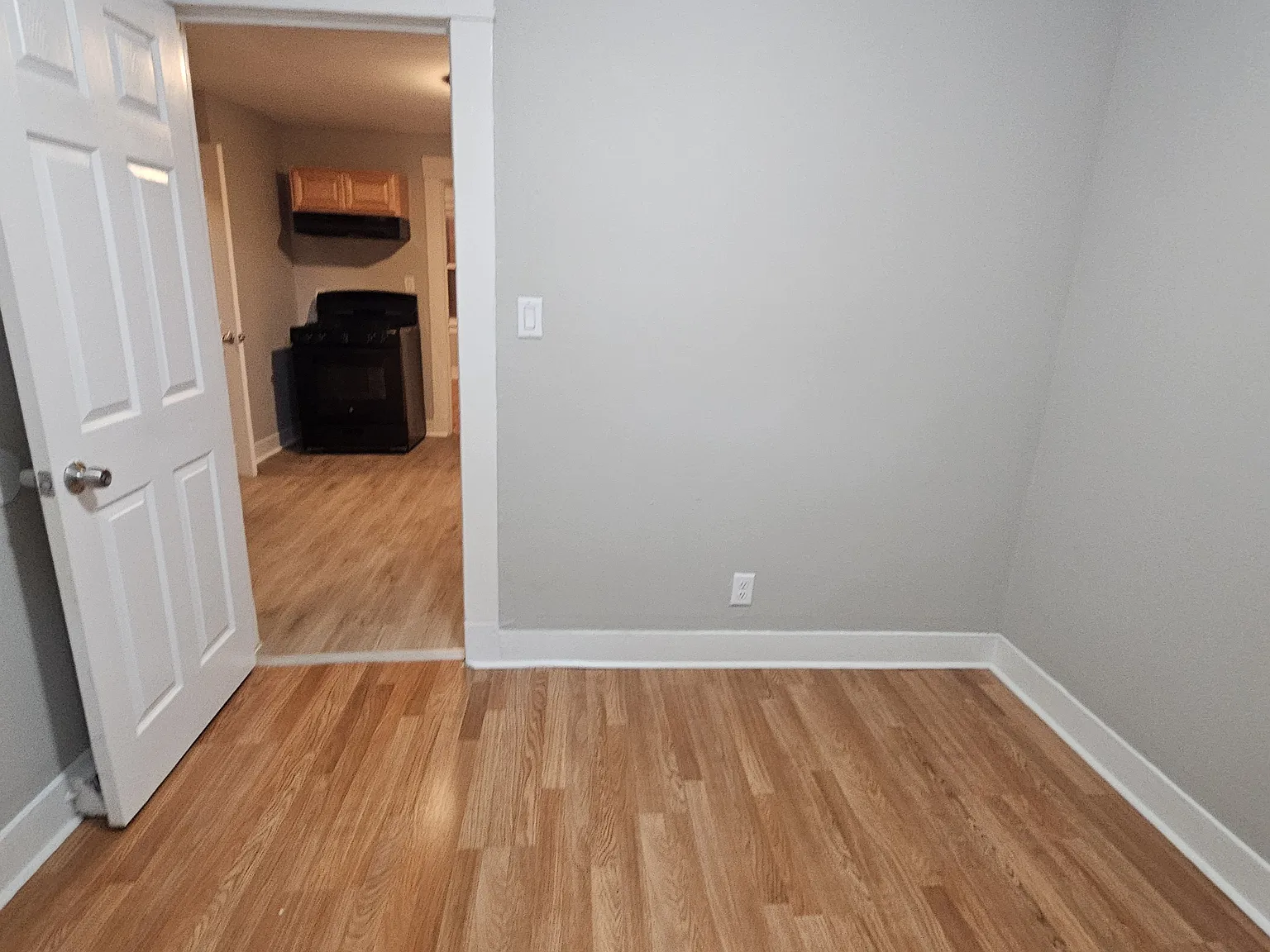 2 bed, $1,600 — Photo 2