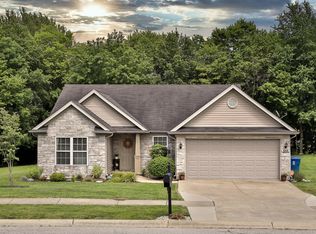 402 Cactus Cv, Shelbyville, KY 40065