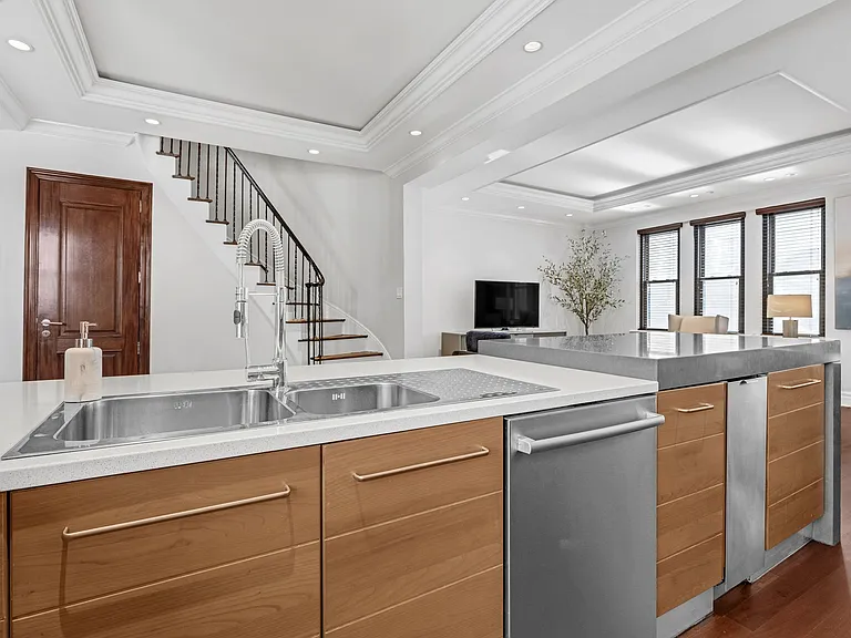 The Walton Residence — Photo 90