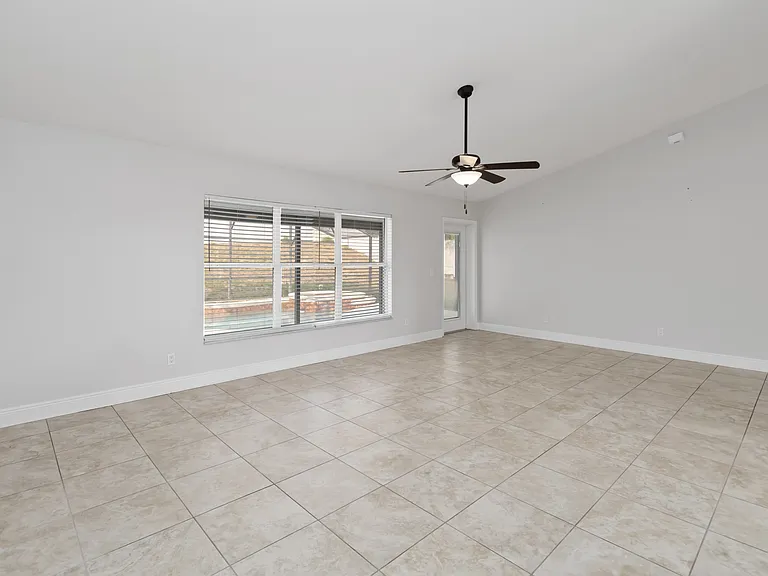 1350 Willow Wind Dr — Photo 10