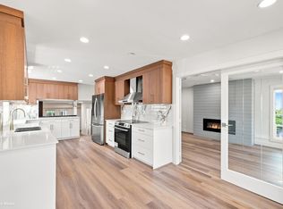 4099 207th St, Langley, BC V3A 2E2