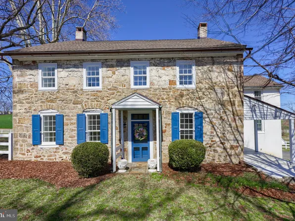 4905 Marietta Ave, Columbia, PA 17512