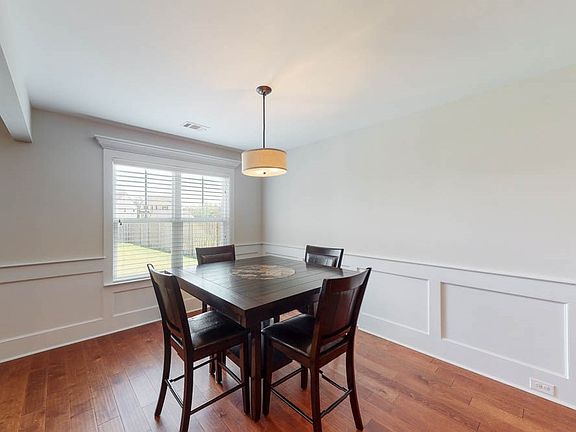 5th image of 238 Sierra Dr