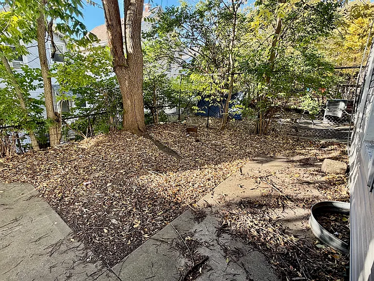 2327 Stratford Ave #2 — Photo 12