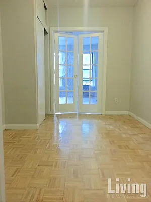 Rented by Living New York | media 12