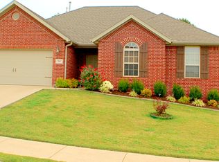 581 Sorrento Dr, Centerton, AR 72719
