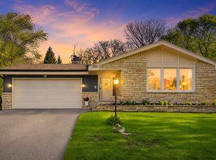 726 Royal Park Rd, Racine, WI 53402