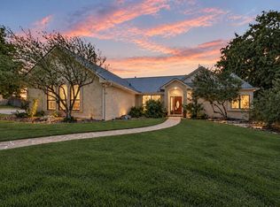 120 Stone Frst, Fredericksburg, TX 78624