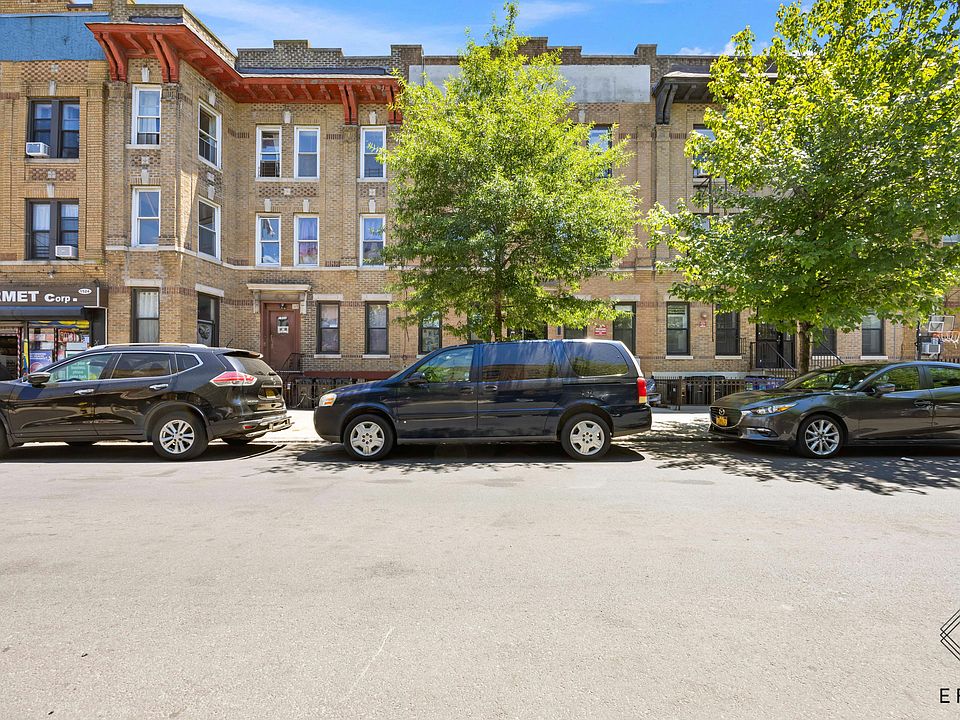 1st image of 158 Jefferson St #1F