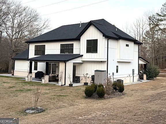 4th image of 1260 Old Victron School Rd