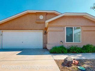 5812 Rio Segura Ave NW, Albuquerque, NM 87114