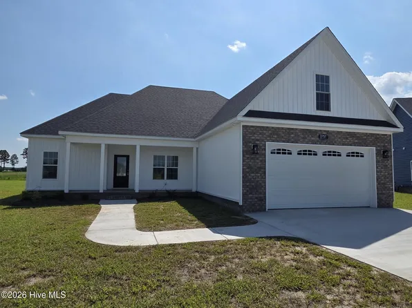 2757 Whitaker Glen Drive, Farmville, NC 27828