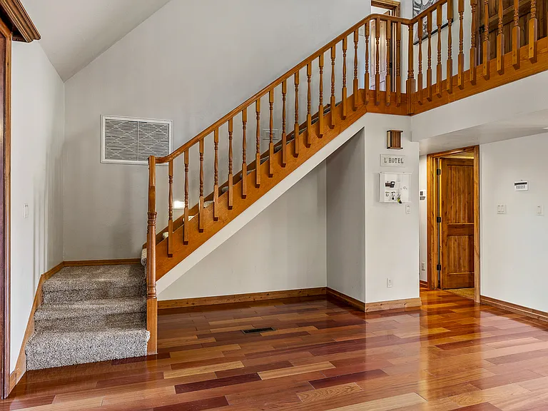 8950 W Antoinette Way — Photo 9