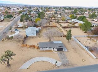 12890 Iroquois Rd, Apple Valley, CA 92308