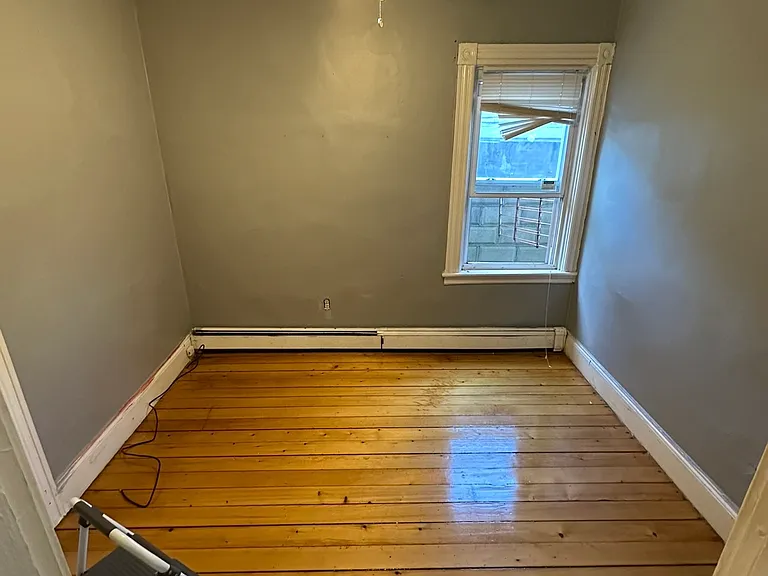 18 Armstrong Ave #1 — Photo 4