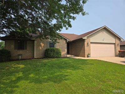 1217 Quail Valley Cir, Lebanon, MO, 65536