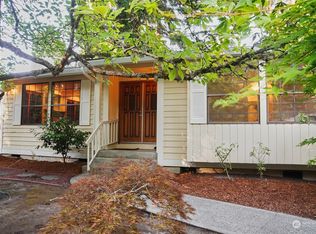 1053 Daniels Dr, Fircrest, WA 98466