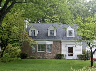 219 Gateway Rd, Ridgewood, NJ 07450