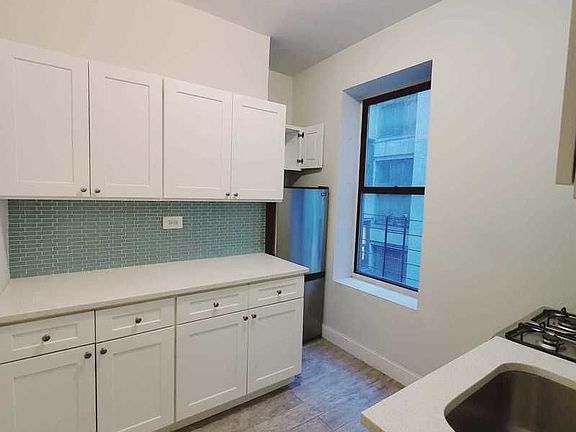 2nd image of 600 W 141st St APT 25