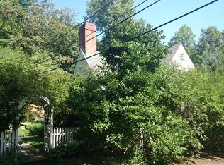 37 Weybridge Ln, Brookline, MA 02445