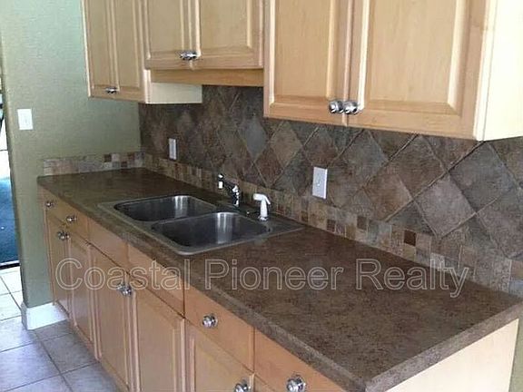 3rd image of 7507 Presley Pl APT A