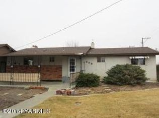 608 S 71st Ave, Yakima, WA 98908