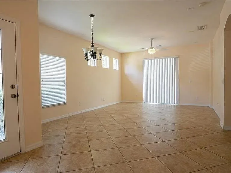 1530 Travertine Ter — Photo 7