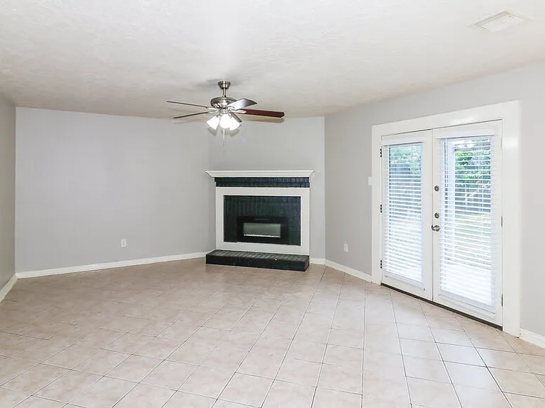8310 Woodland Willows Dr — Photo 11